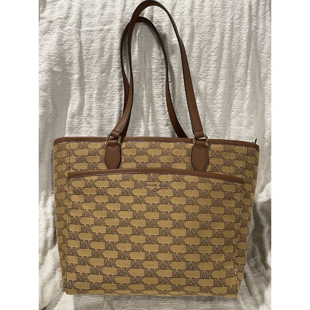 NWT Michael Kors Sammy Logo Medium Tote 38S2G8T2J $298